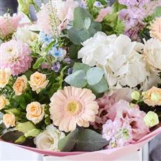 Florist Choice Hatbox
